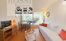 T2 traversant familial CAP SUD Parking Plages - ROSSIconciergerie - Linge en option